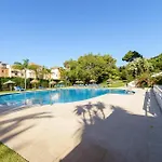 Next Marriott And Nikki B - Happy Appartamento