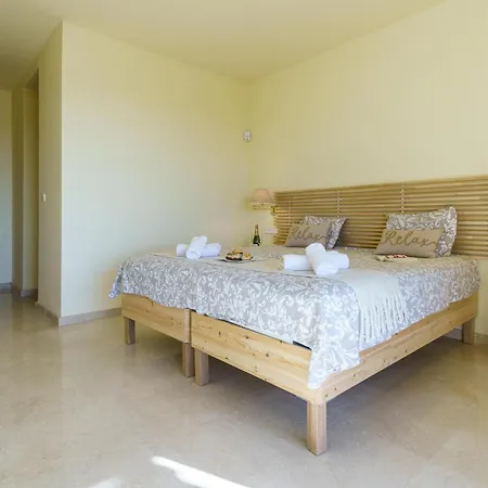 Next Marriott And Nikki B - Happy Appartement *