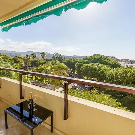 Next Marriott And Nikki B - Happy * 马尔韦利亚