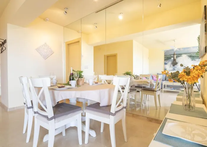 Next Marriott And Nikki B - Happy Marbella