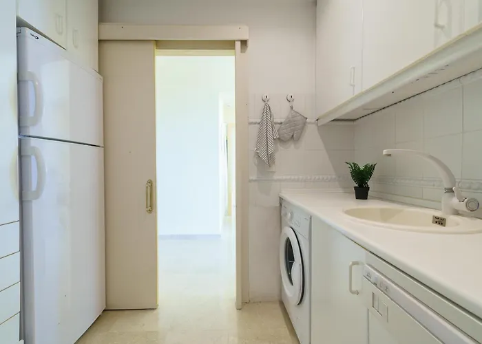 Next Marriott And Nikki B - Happy