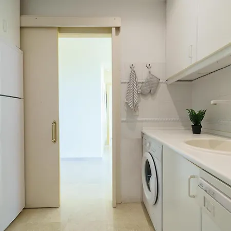 Next Marriott&nikki B - Happy